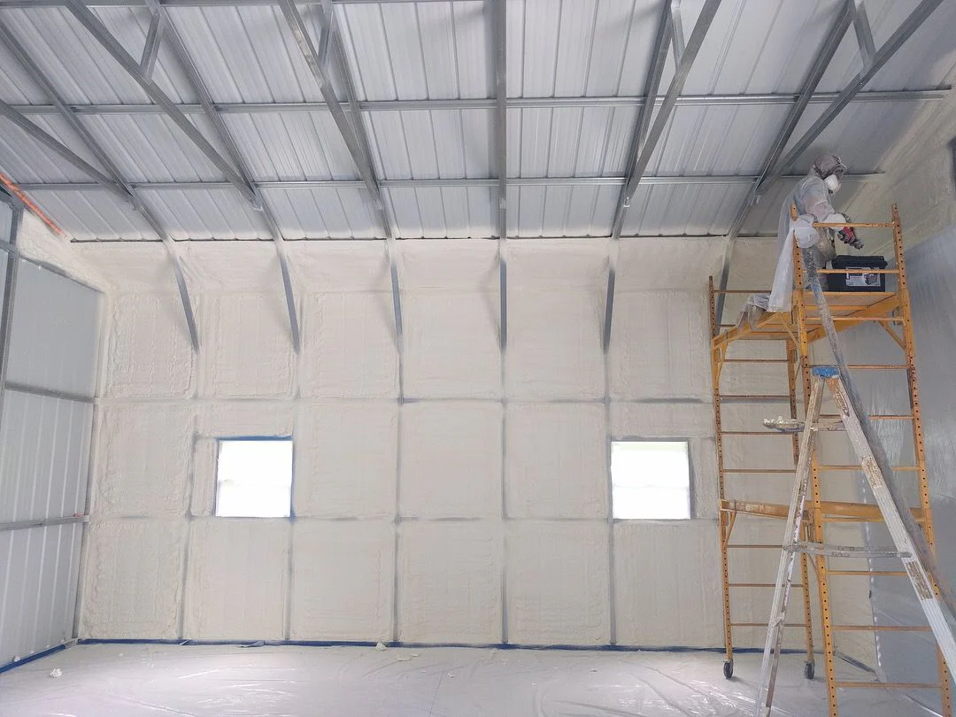 Benefits_of_DIY_Spray_Foam_Insulation_in_Metal_Building