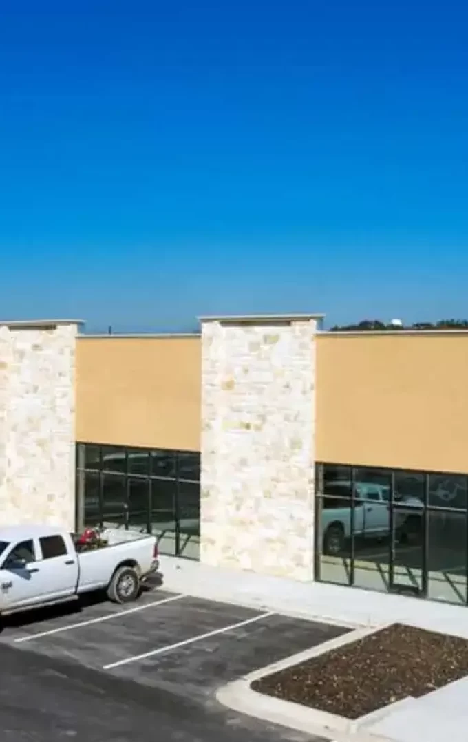 prefab steel retail building for commercial space