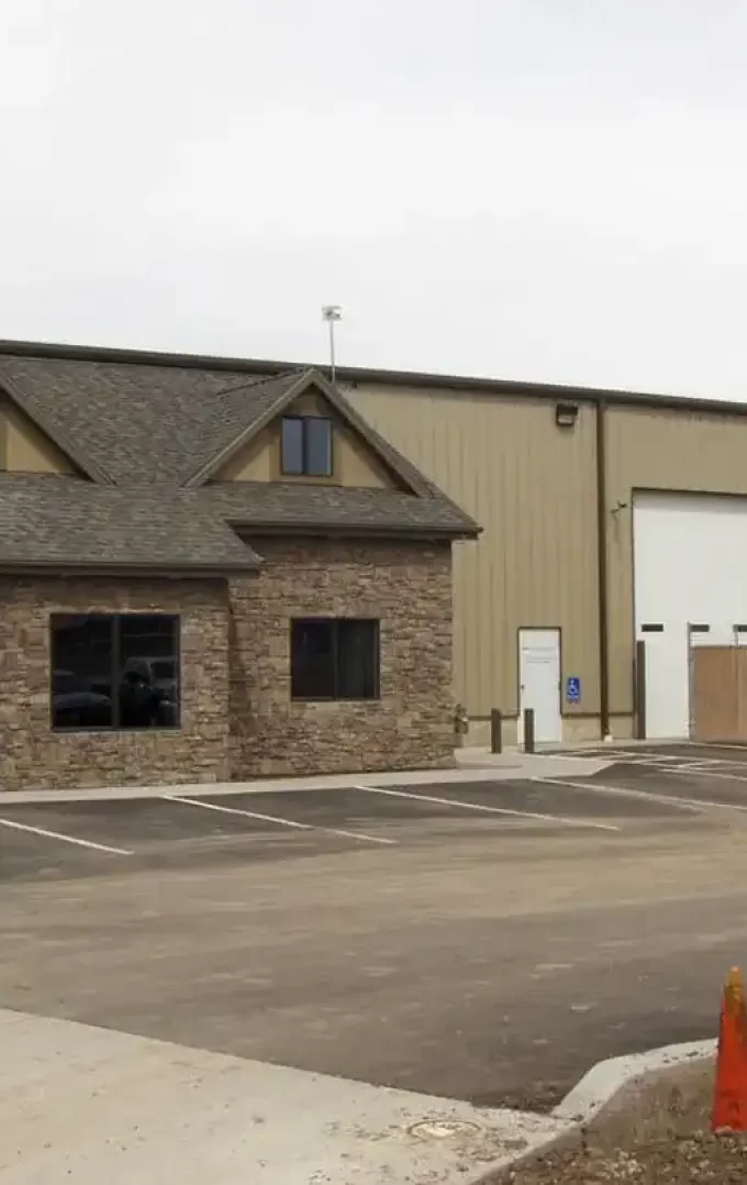 prefab steel retail building with garage